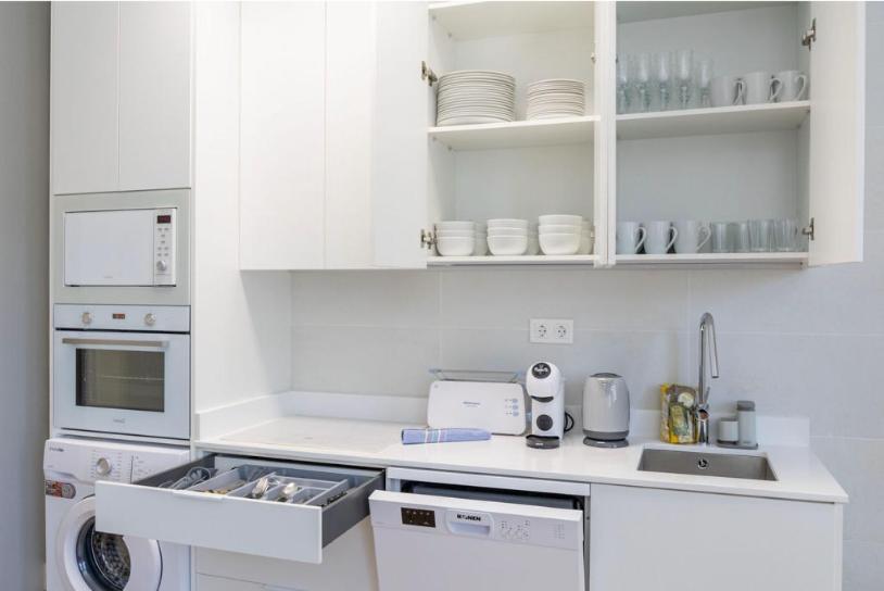 Contemporary 6bd For 12 Ventas * Madrid