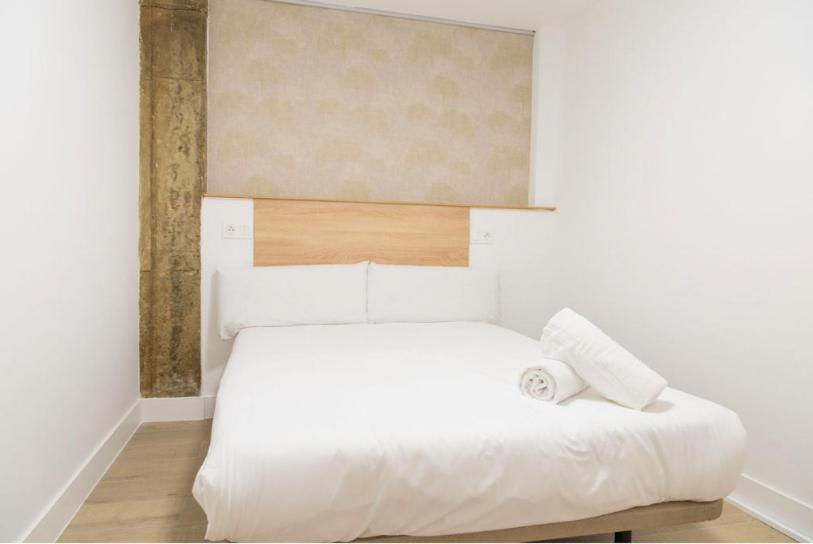 Contemporary 6bd For 12 Ventas *