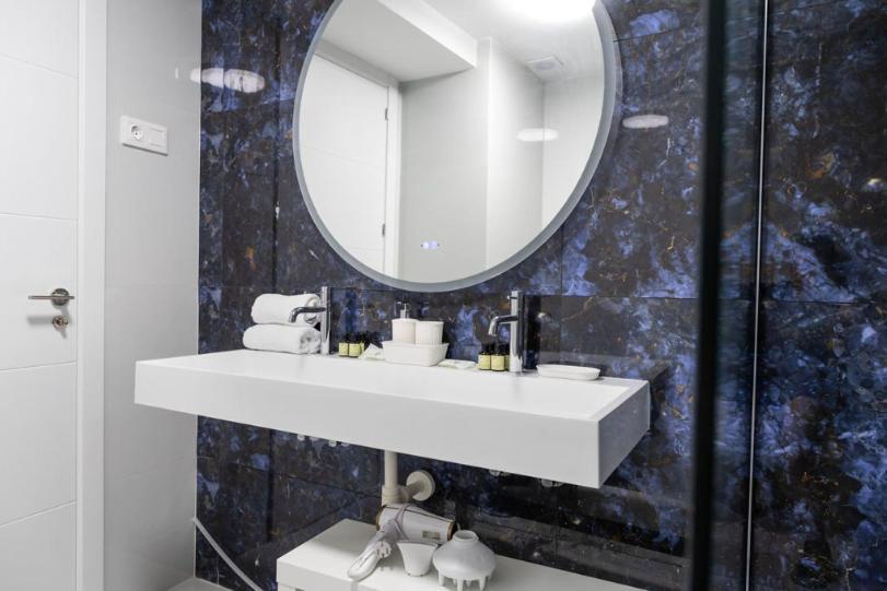 Contemporary 6bd For 12 Ventas Madrid