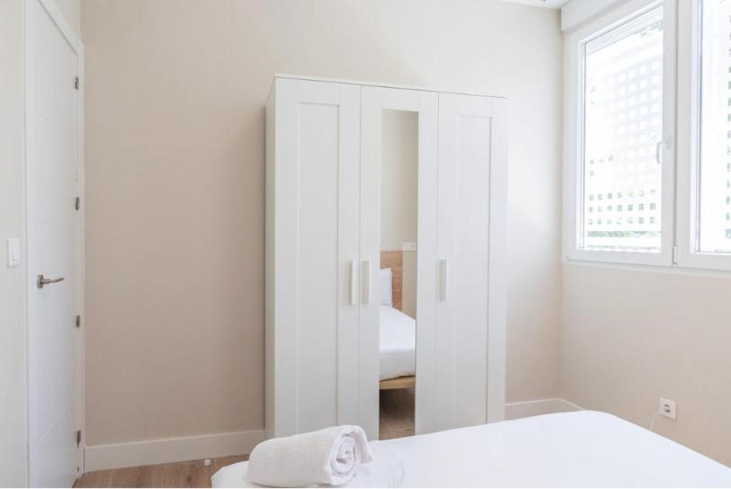 Apartamento Contemporary 6bd For 12 Ventas *