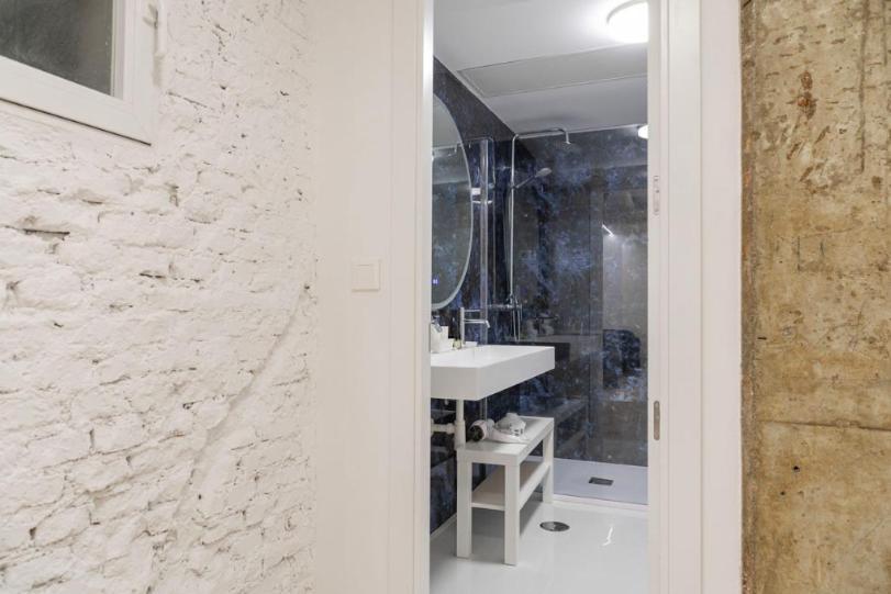 Apartamento Contemporary 6bd For 12 Ventas