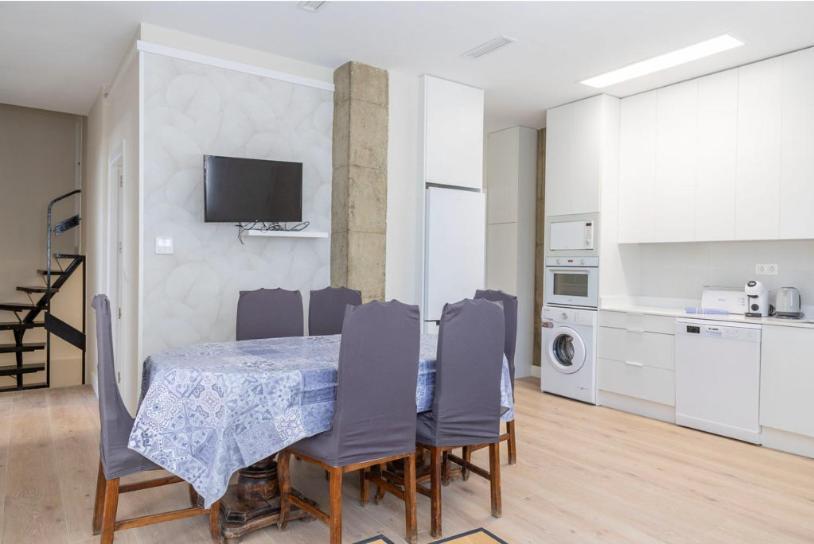 Contemporary 6bd For 12 Ventas