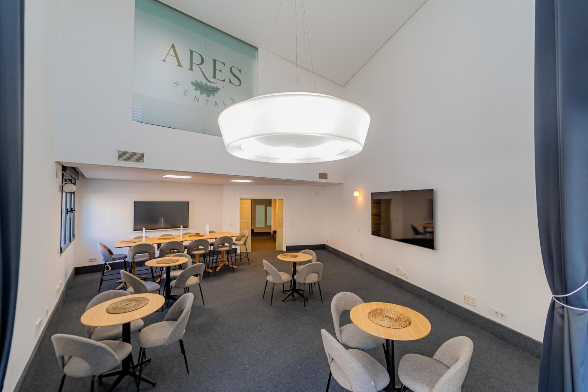 Ares Alvaro Cunqueiro Country house Madrid