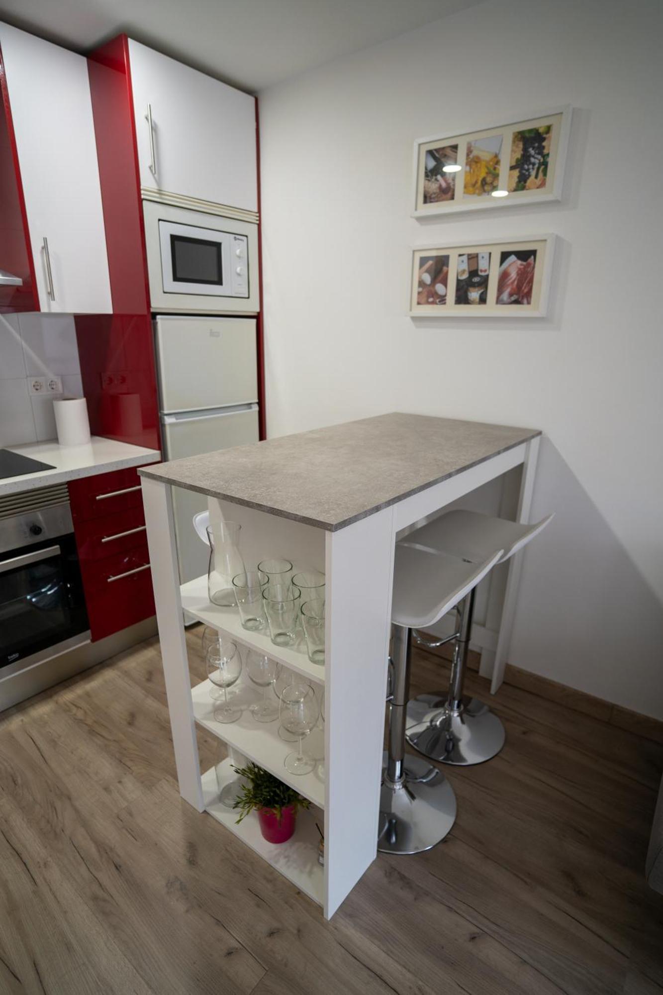 Comodo Piso Cerca Del Aeropuerto By Bebalmy Apartamento