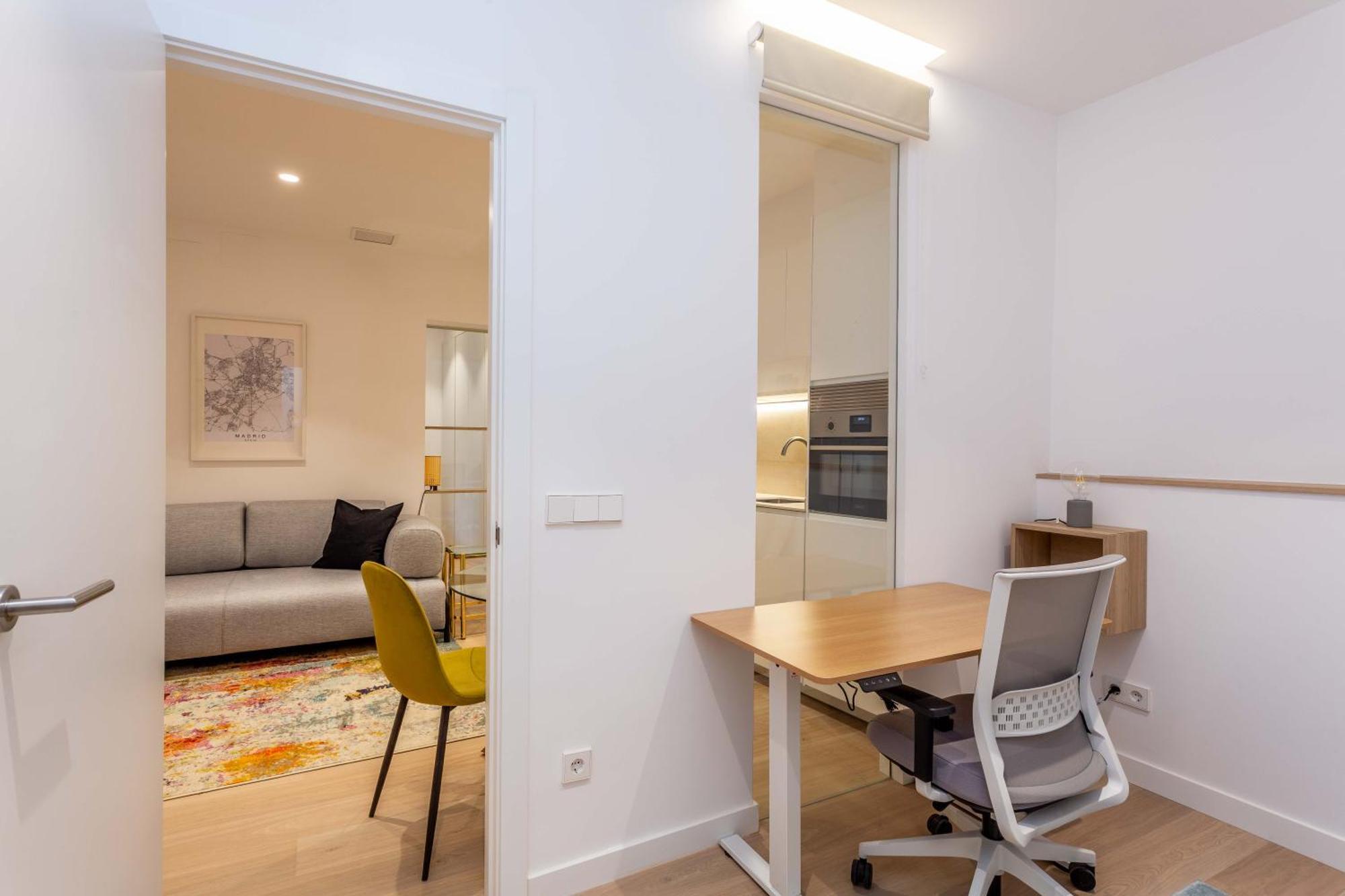 Delightful 2br Flat In Chic Chueca Apartamento