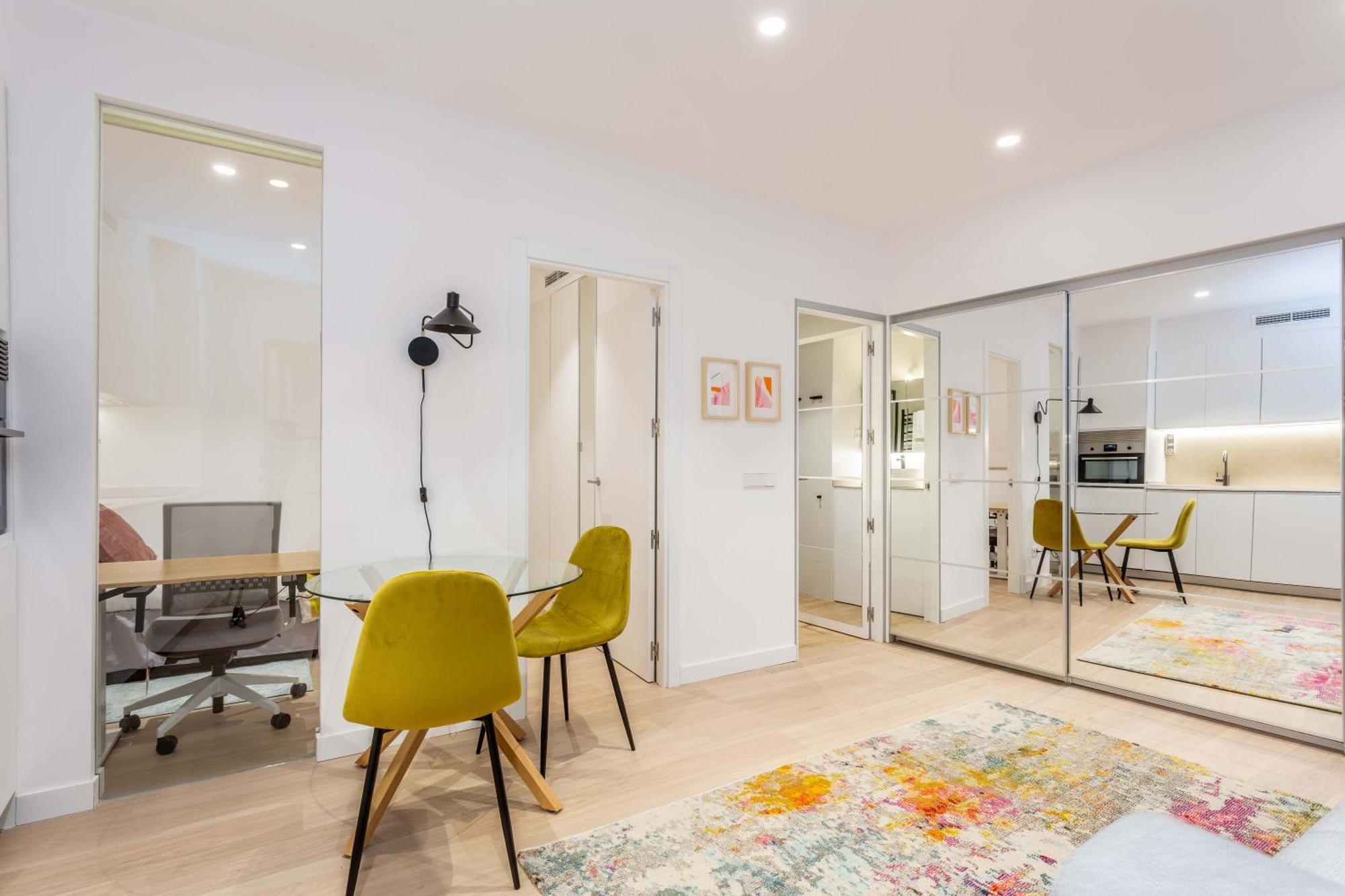 Delightful 2br Flat In Chic Chueca Apartamento Madrid