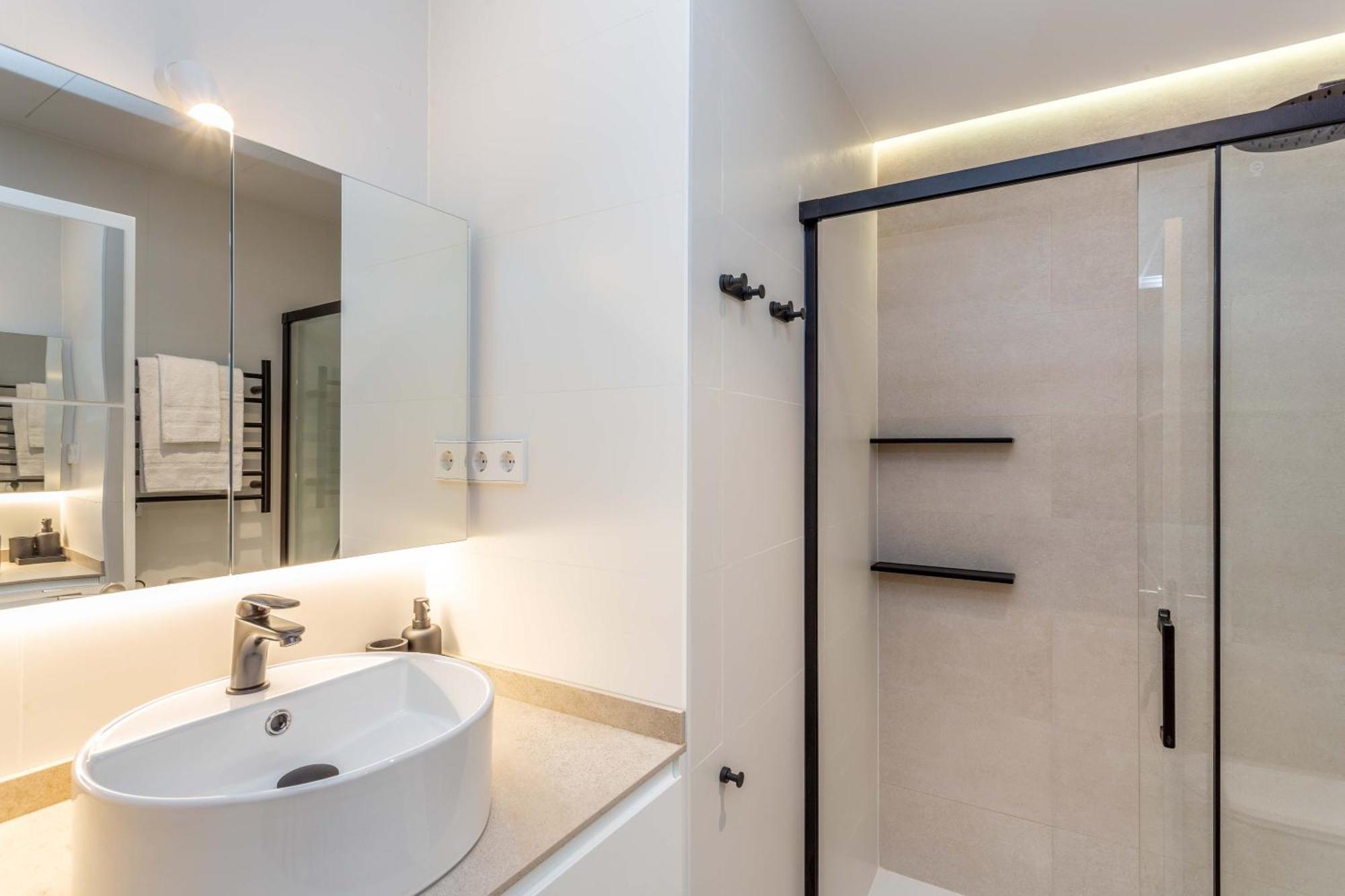 Apartamento Delightful 2br Flat In Chic Chueca Madrid