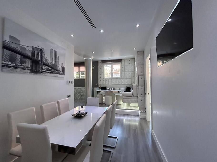 Duplex Para 8 Personas Con Sauna Jacuzzi Y Cine Apartamento *