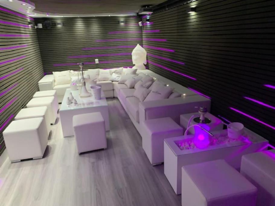 Apartamento Duplex Para 8 Personas Con Sauna Jacuzzi Y Cine