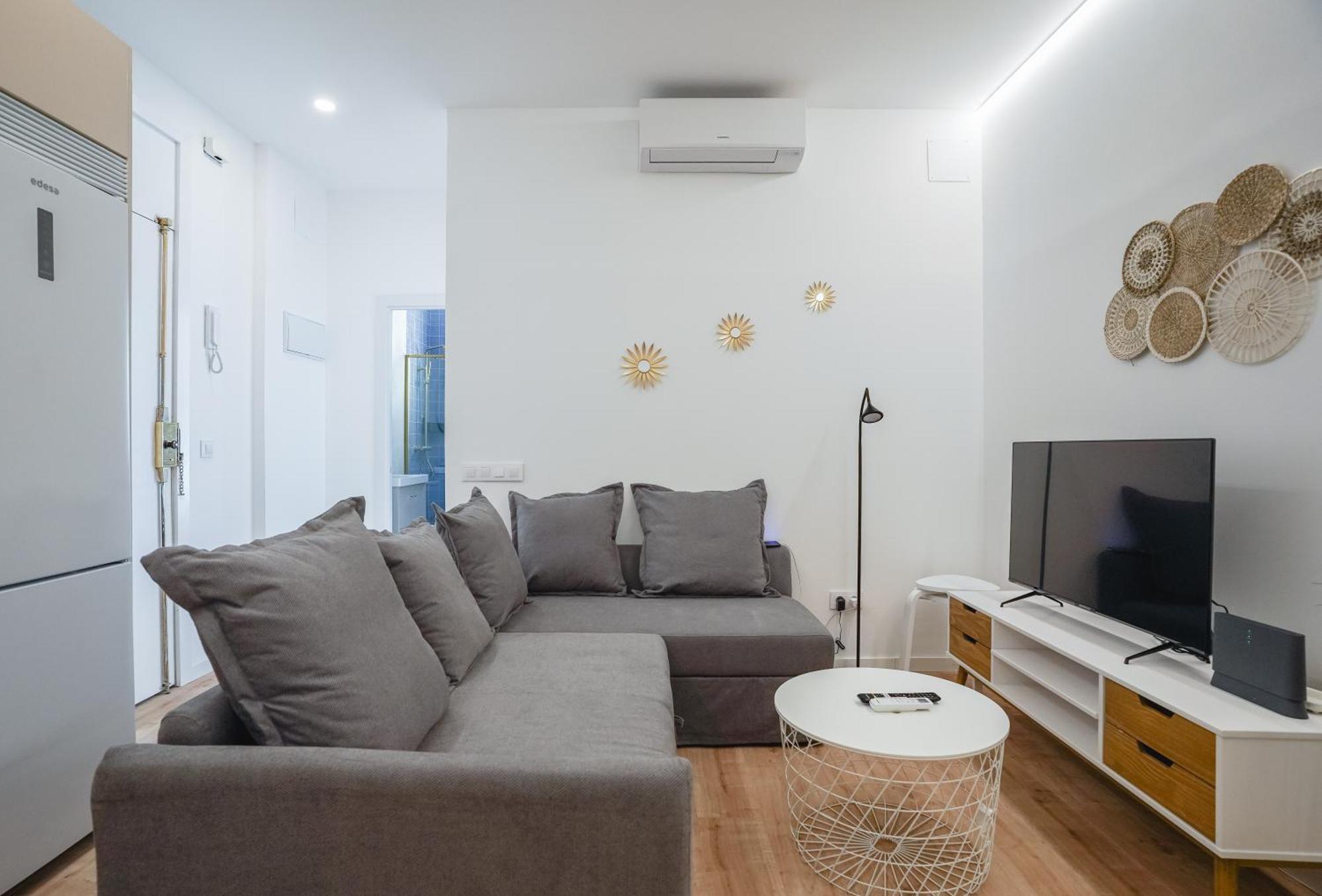 Apartamento Cozy And Modern-1bedroom 1bathroom-delicias Madrid