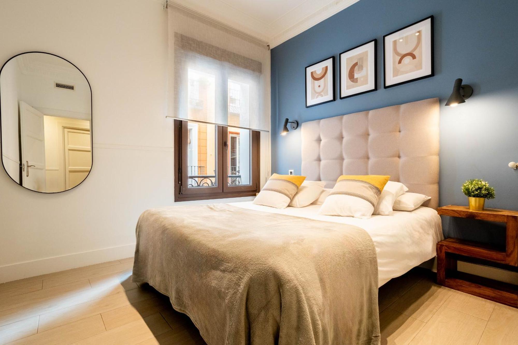 Mit House Madville En * Madrid