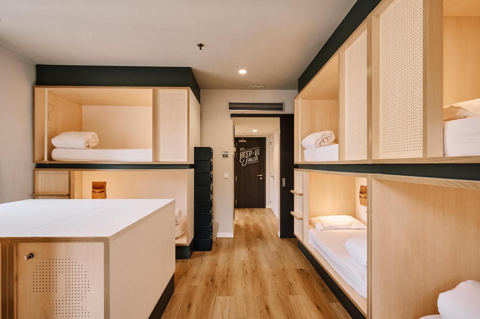 Toc Hostal
