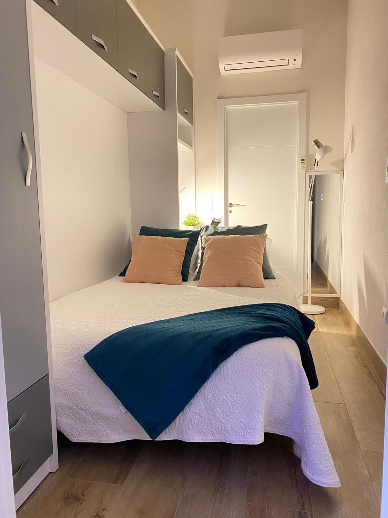 Apartamento Centrico. Atocha-lavapies. Nuevo. 100% Equipado. *