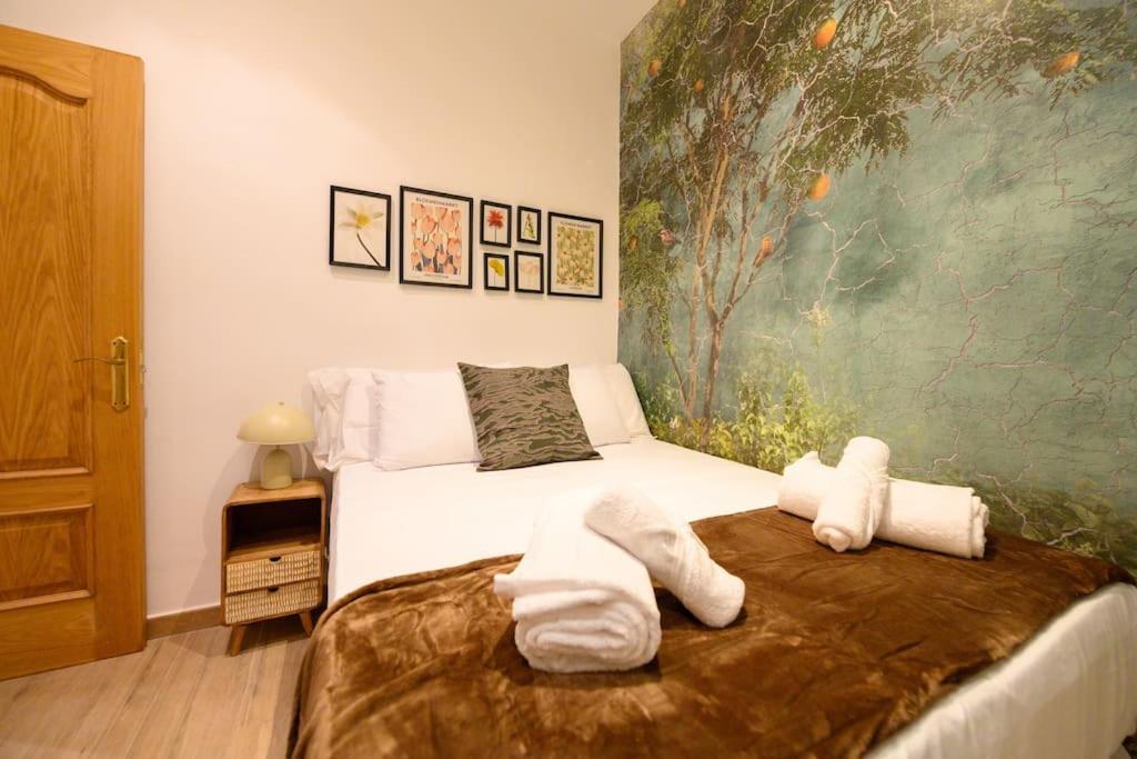 Apartment For Encantador Temporal De Dos Pal10 Madrid
