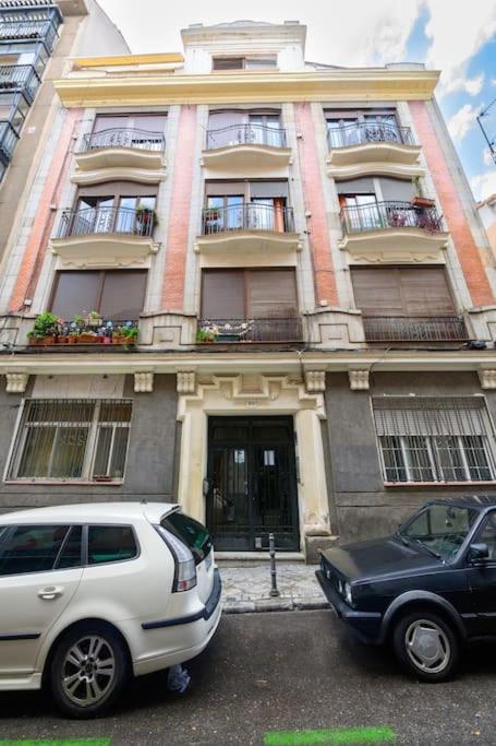 Apartment For Encantador Temporal De Dos Pal10 *