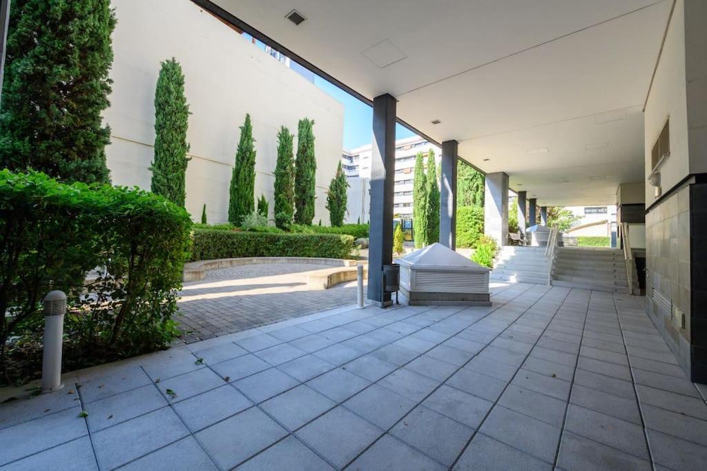 Apartamento Moderno Temporal Familiar Con Terraza Sod1 Madrid