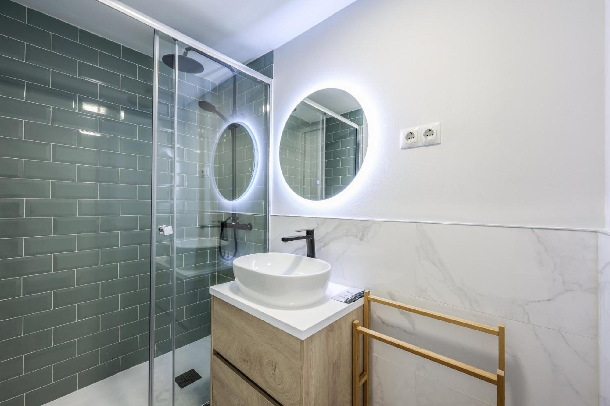 Apartamento Reformados En Tirso De Molina Act Madrid