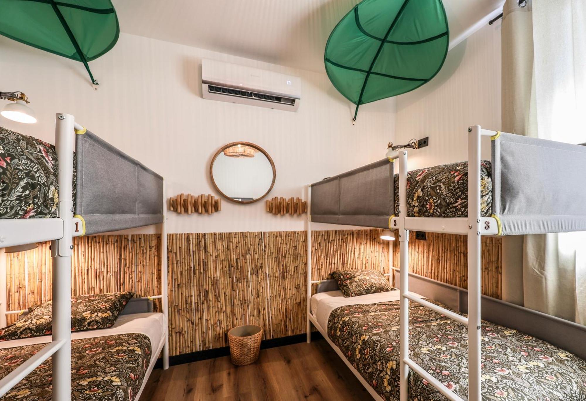 Hostal Eliseo - Livingcoworking - Malasana *