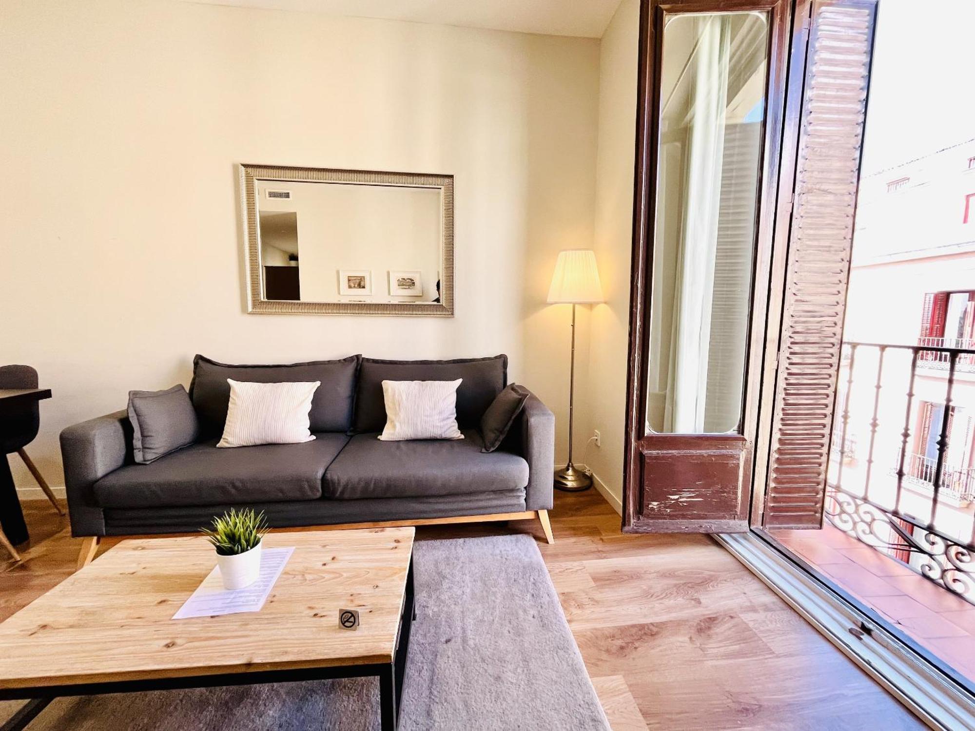 Bed and breakfast Dplace To Be - Luxury In Historic Center Madrid