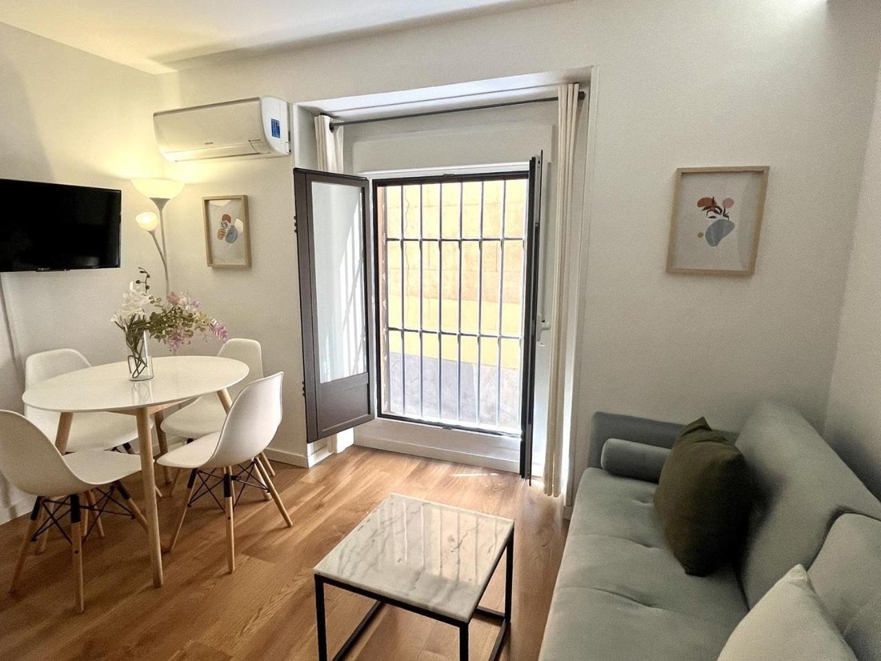Plaza De La - Exclusive Bed and breakfast
