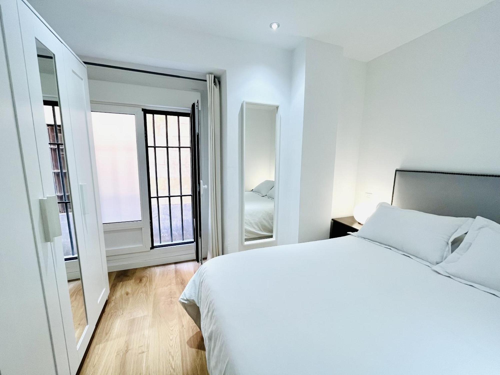 Plaza De La - Exclusive Bed and breakfast Madrid