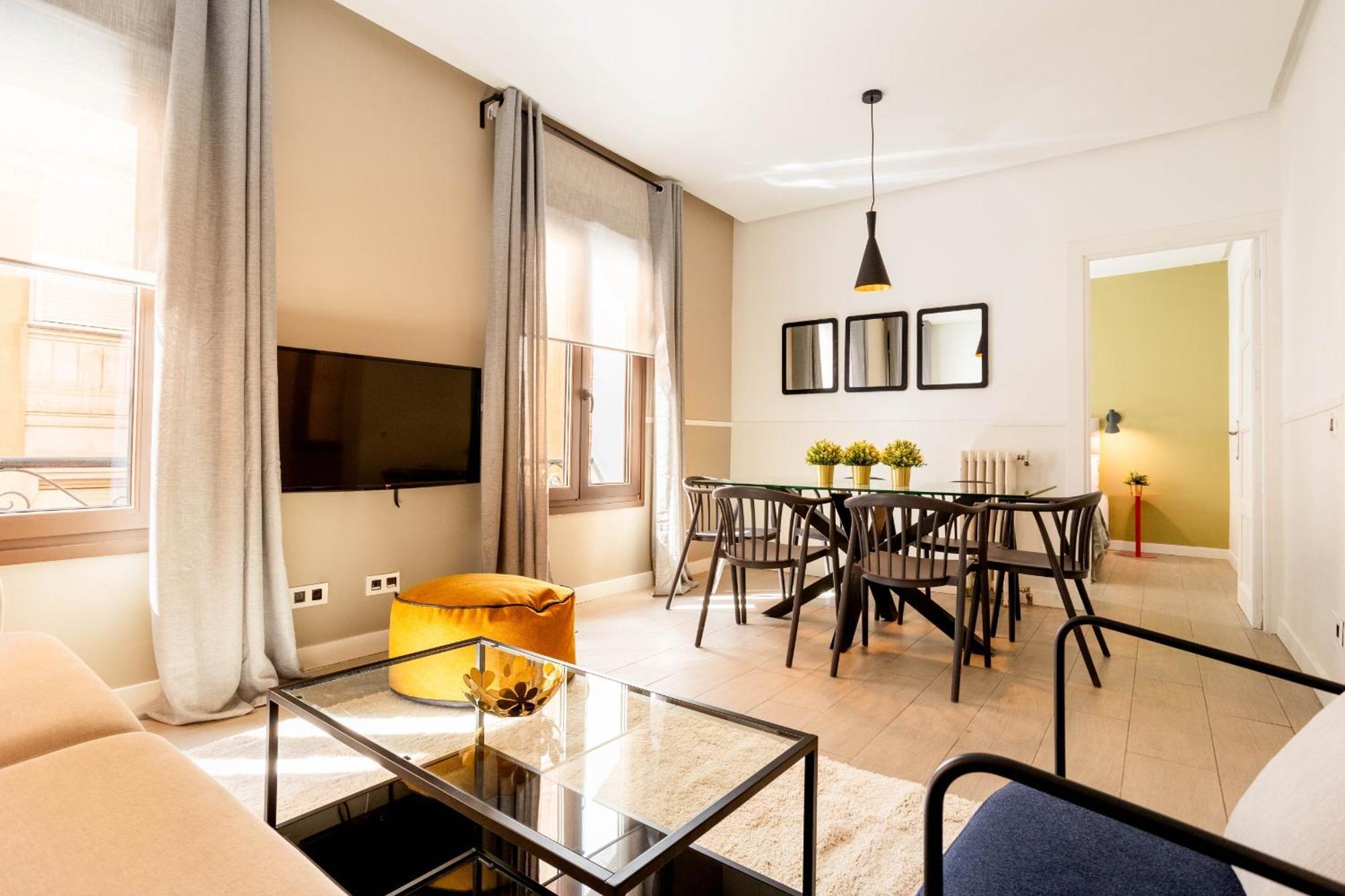 Mit House Madville En Apartamento