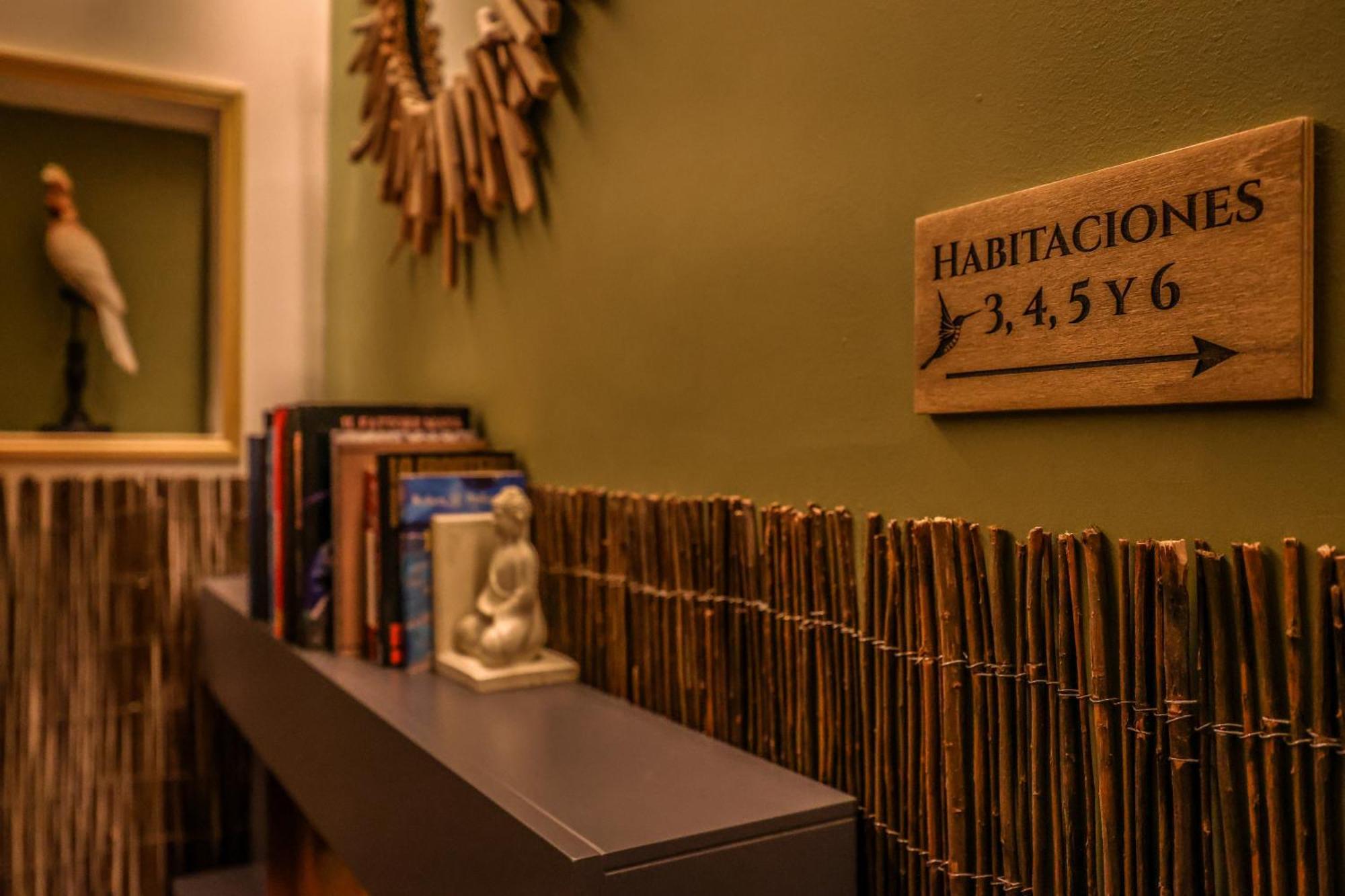 Hostal Eliseo - Livingcoworking - Malasana *