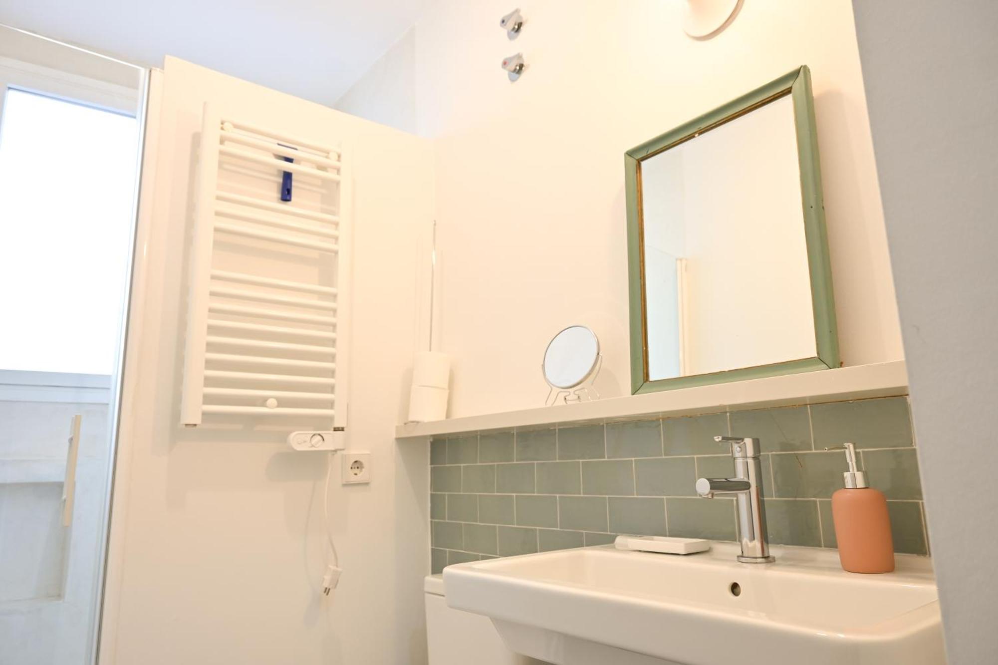 Apartamento For Encantador Temporal Amp41 Madrid