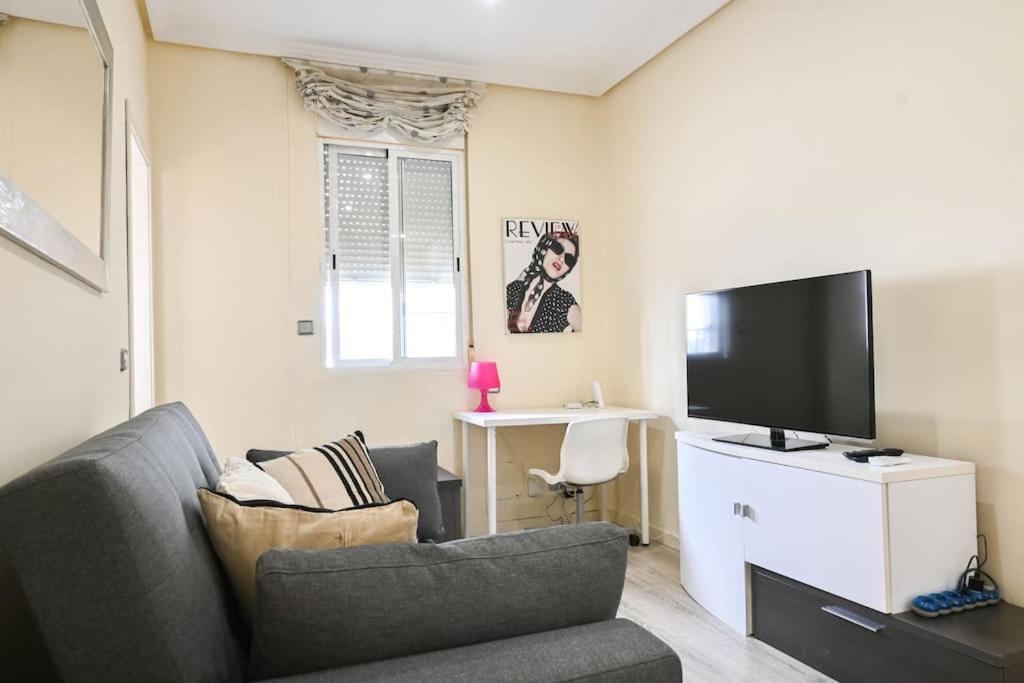 Apartamento For Coqueto Temporal De Dos Emb154 Madrid