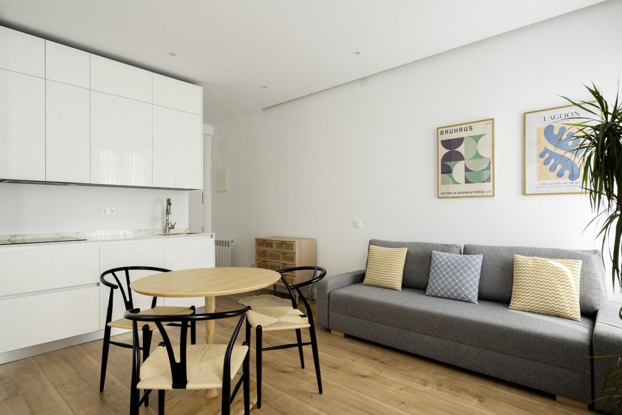 Apartamento Reformado En Metro Ibiza Alquiler Temporal *