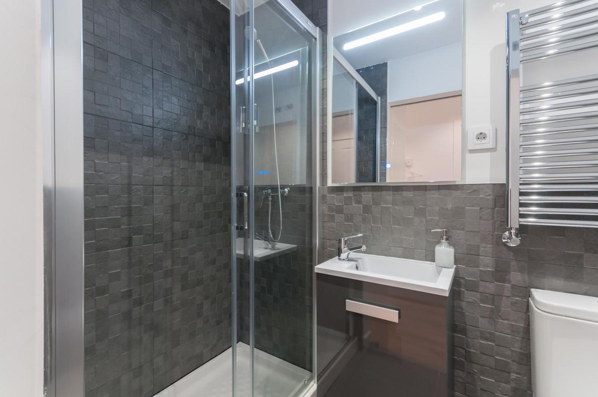 Apartamento ºra New Atocha Centre Wifi Ac Smarttvº Madrid