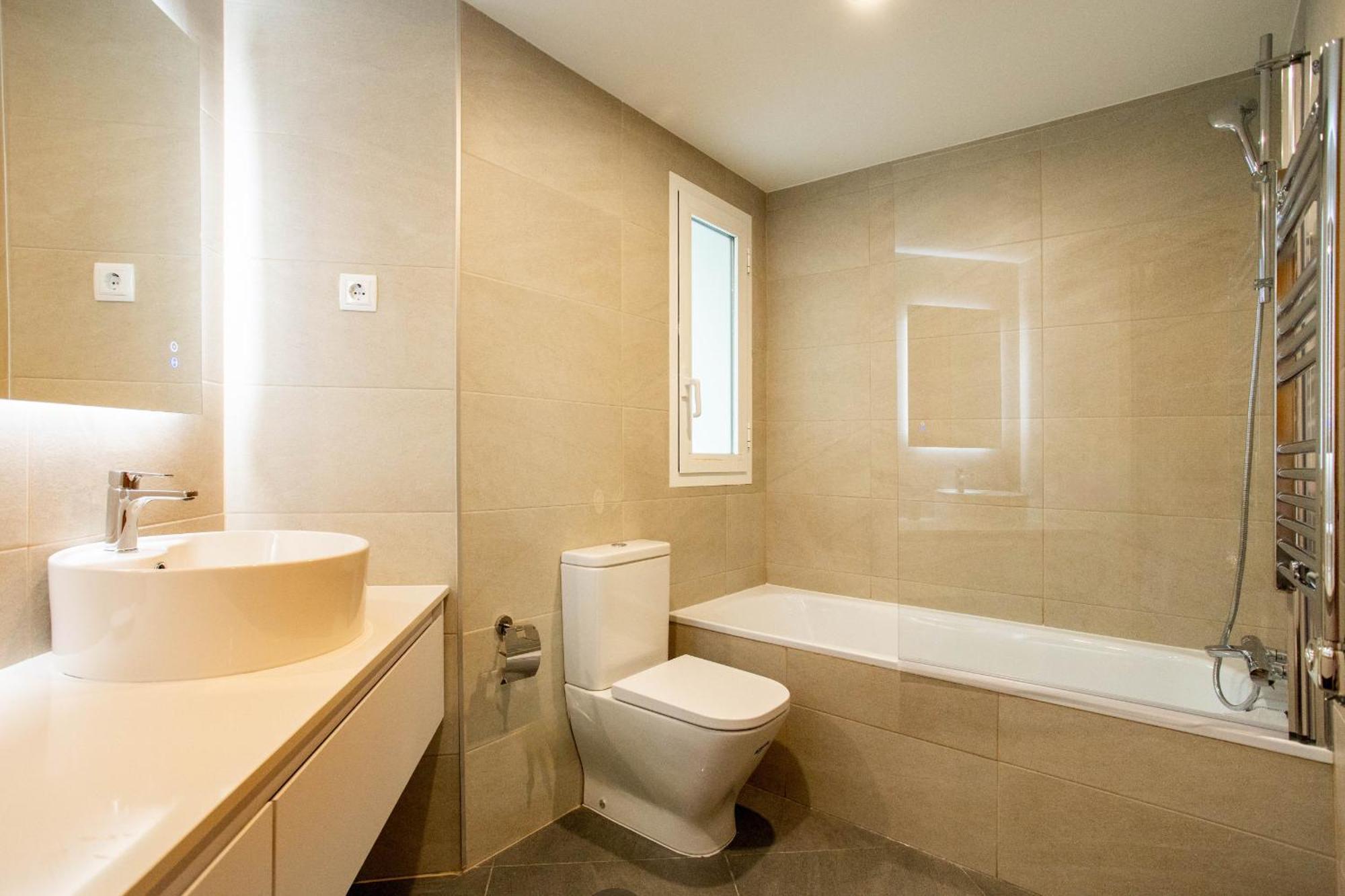 Bernabeu Luxe En Apartamento Madrid