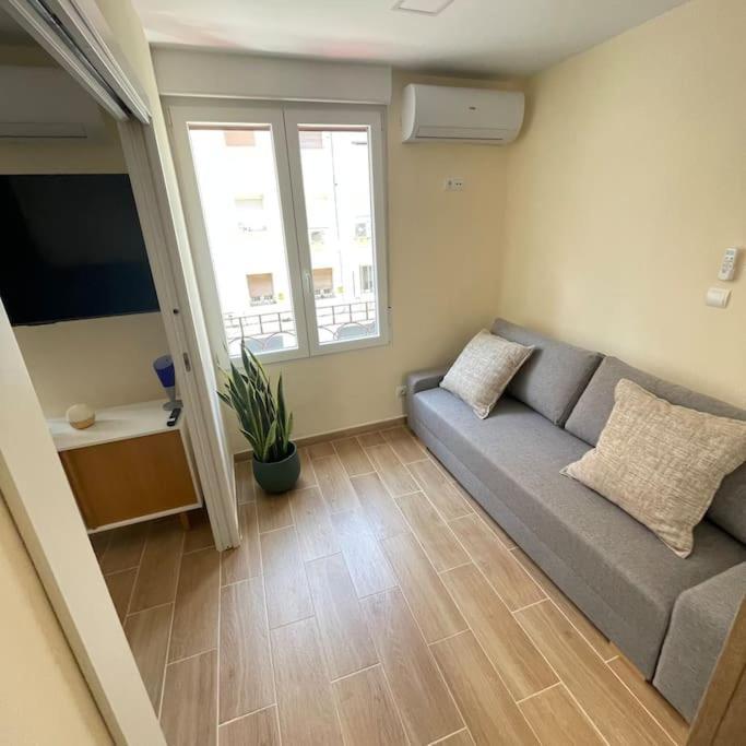 Apartamento Piso De 3 Recien Renovado A 15 Mins De Sol *