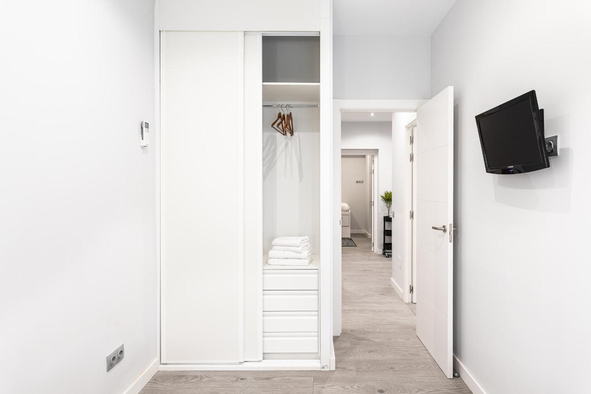 Apartamento Waou Gran Via Iv - Alquiler Corta Duracion *