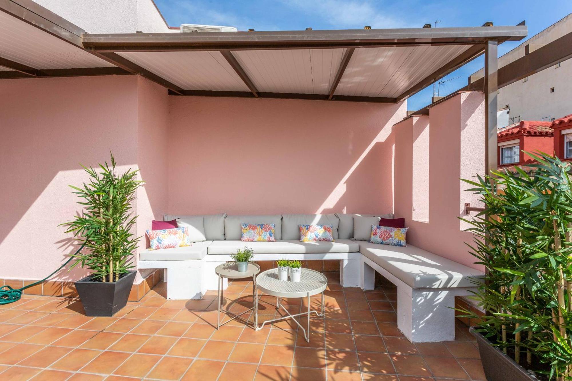 Mit House Madville En Apartamento