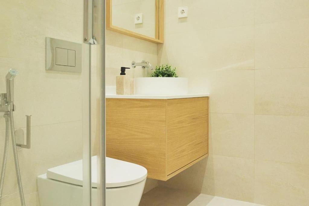 Heima Chic Retiro Park Apartment Madrid