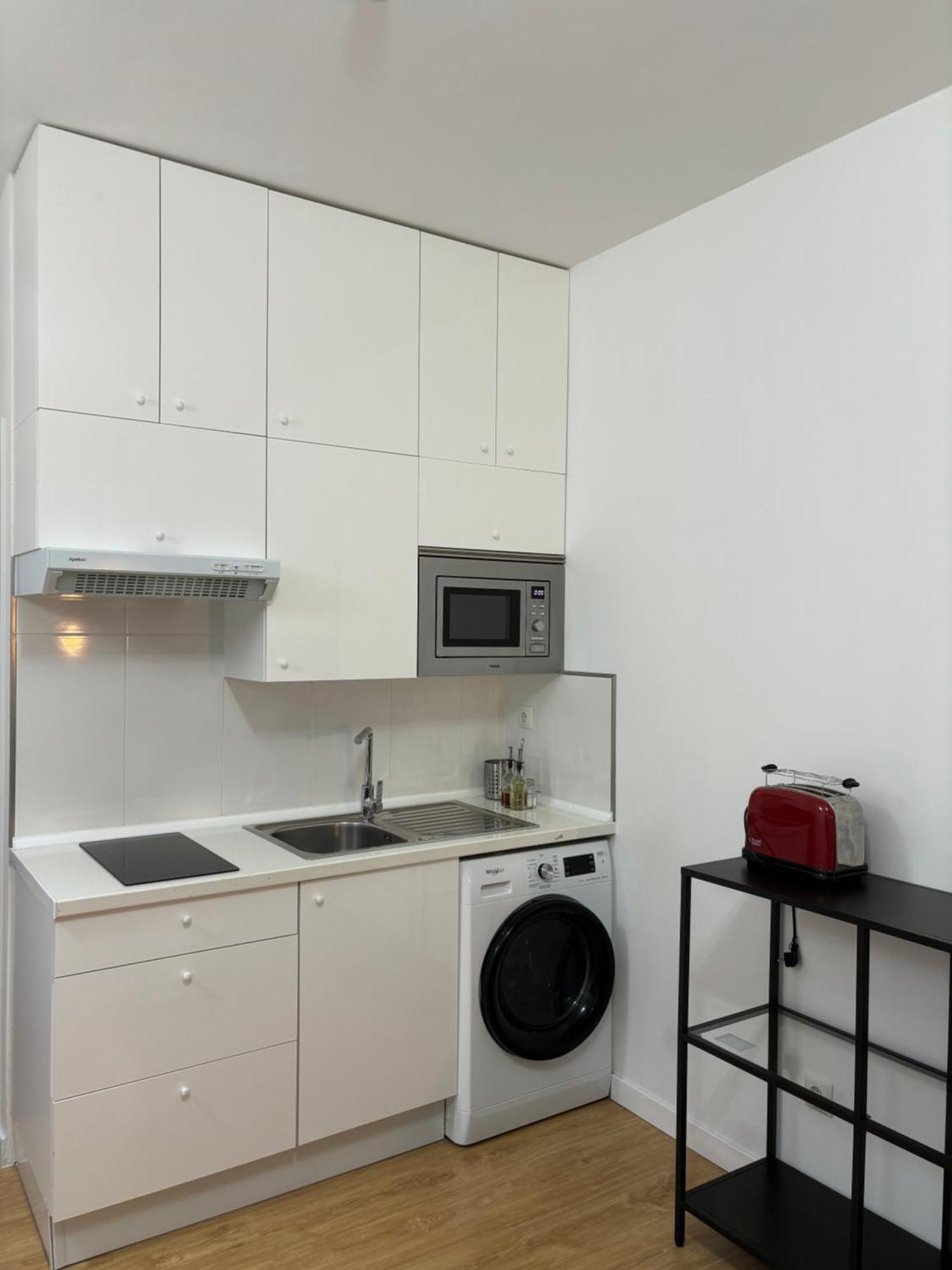 Apartment Comodo Y Tranquilo A 2 Minutos Del Metro