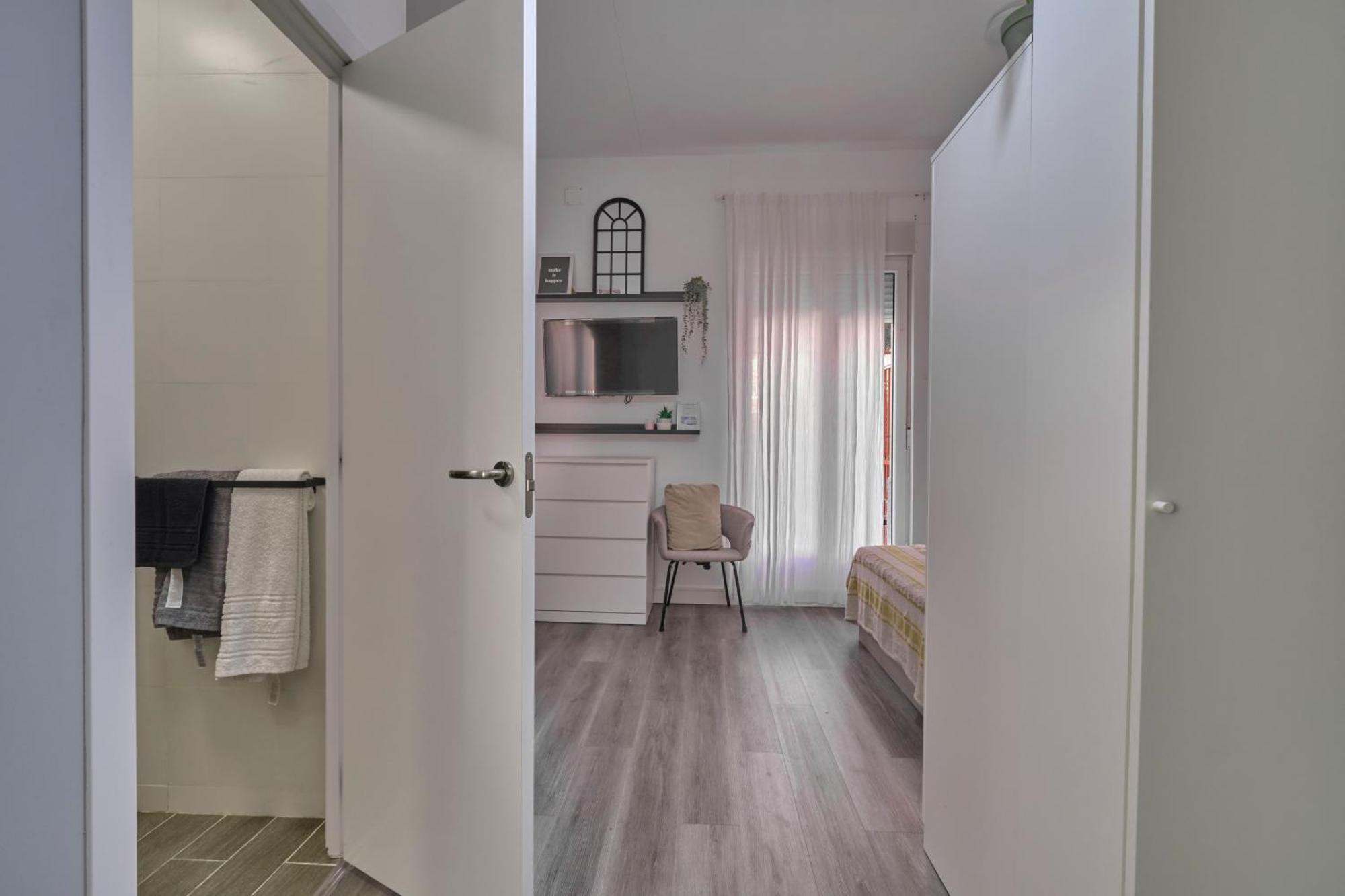 Centricos Con Jacuzzi Y Netflix * Madrid