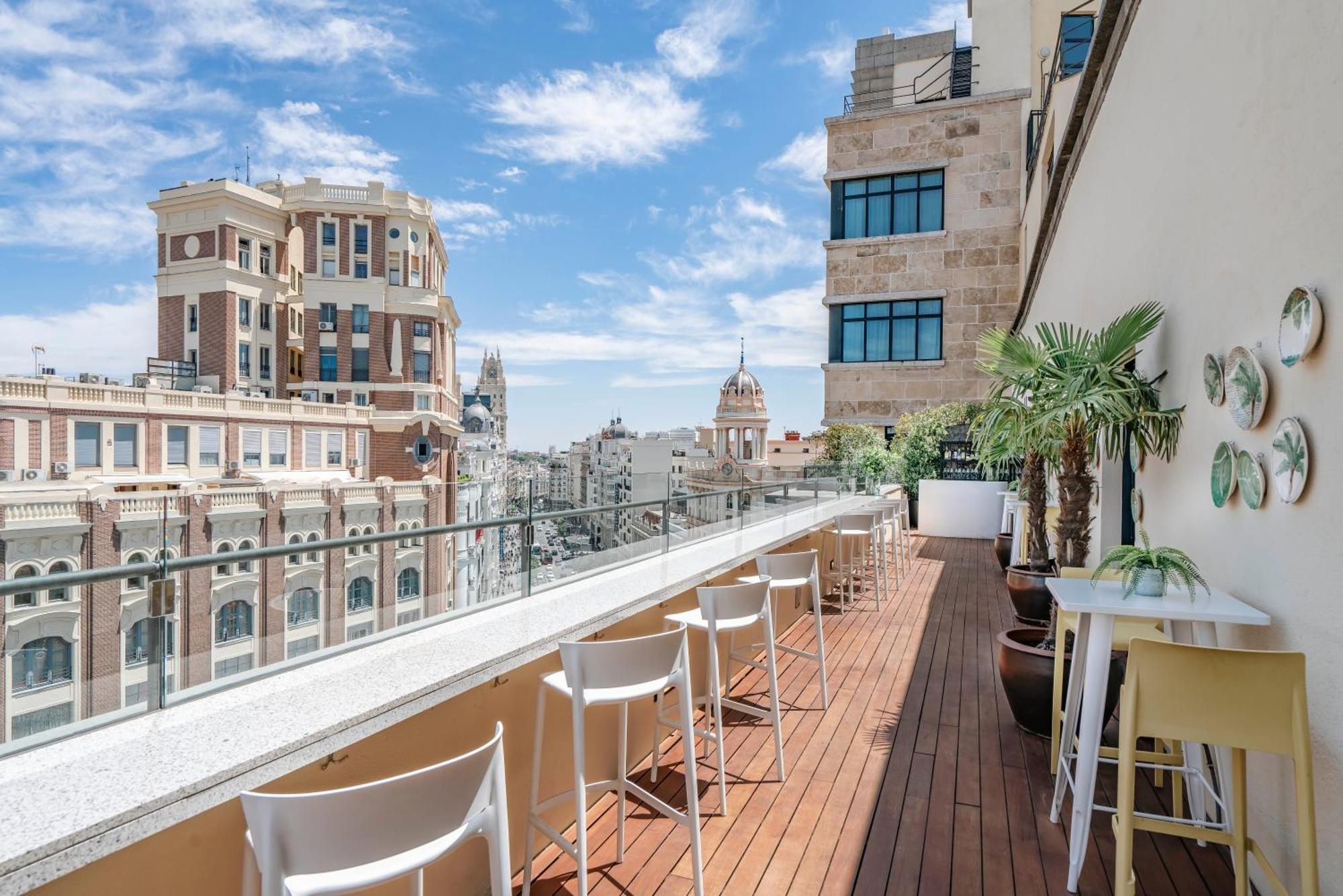 Vincci Capitol Hotel 4*
