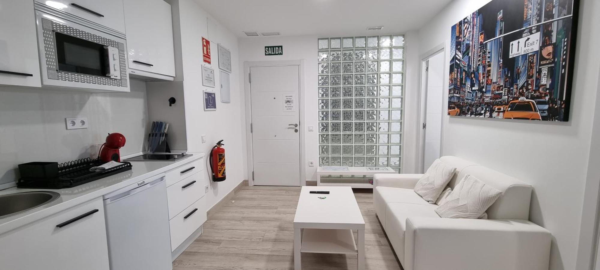 Vegas Style, Bien Comunicado Apartamento