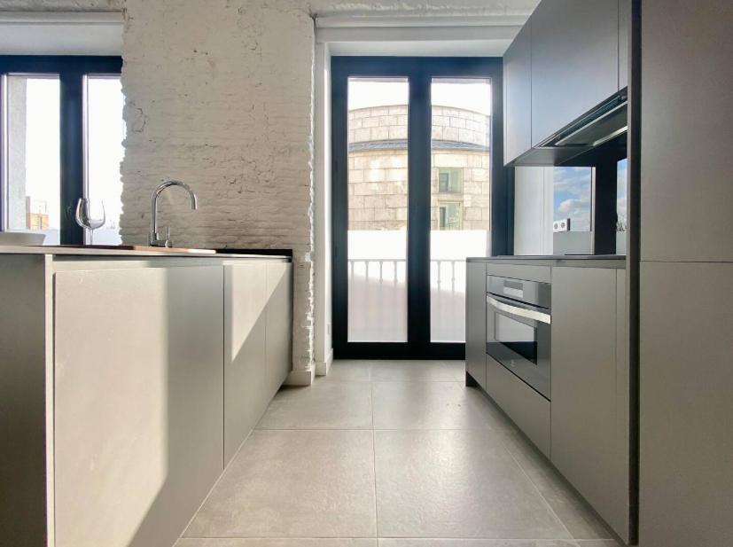 Charming Urban La Latina Apartment