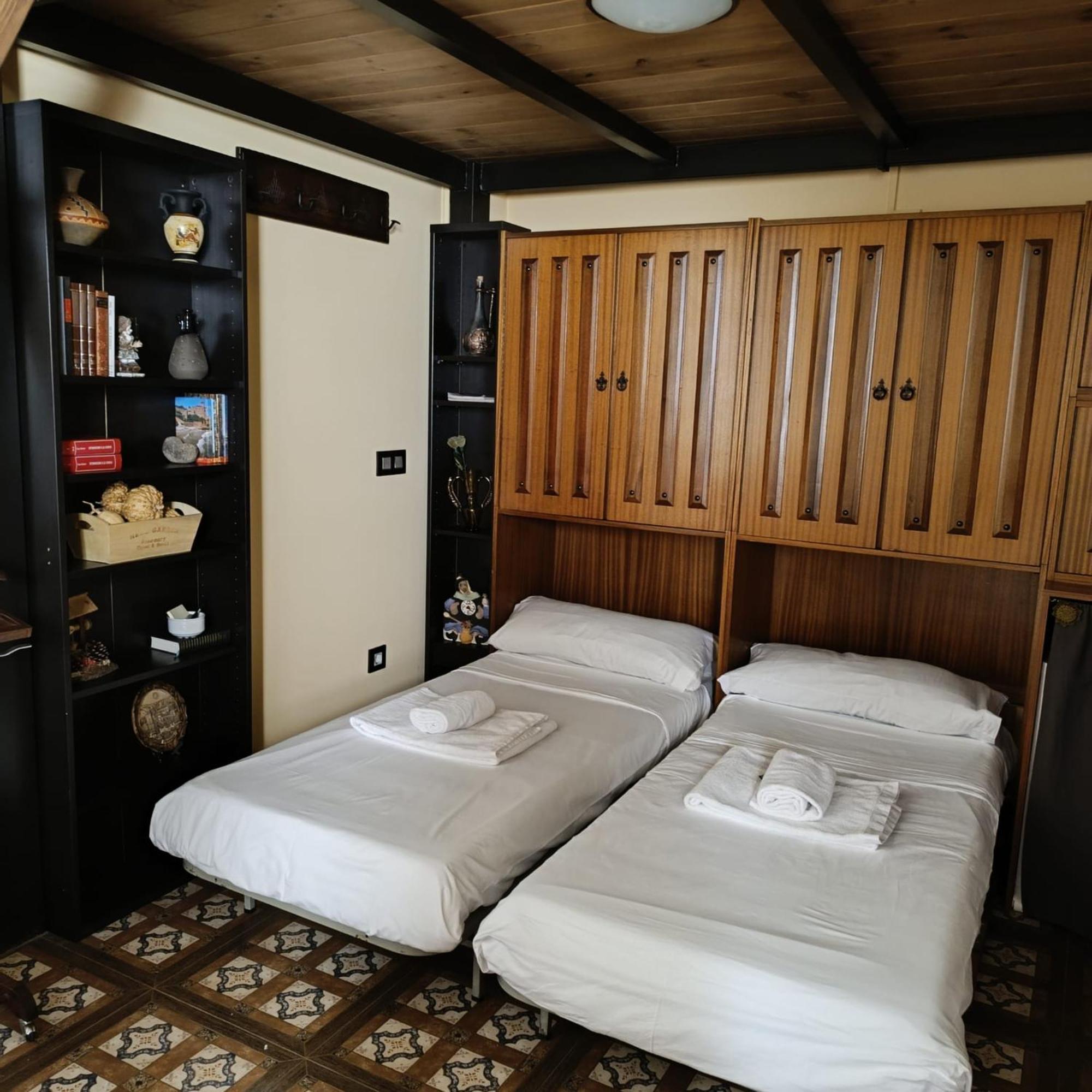 Solana De Luche, Casa Independiente Tipo Loft Con Terraza En Puerta Del Angel Apartamento Madrid