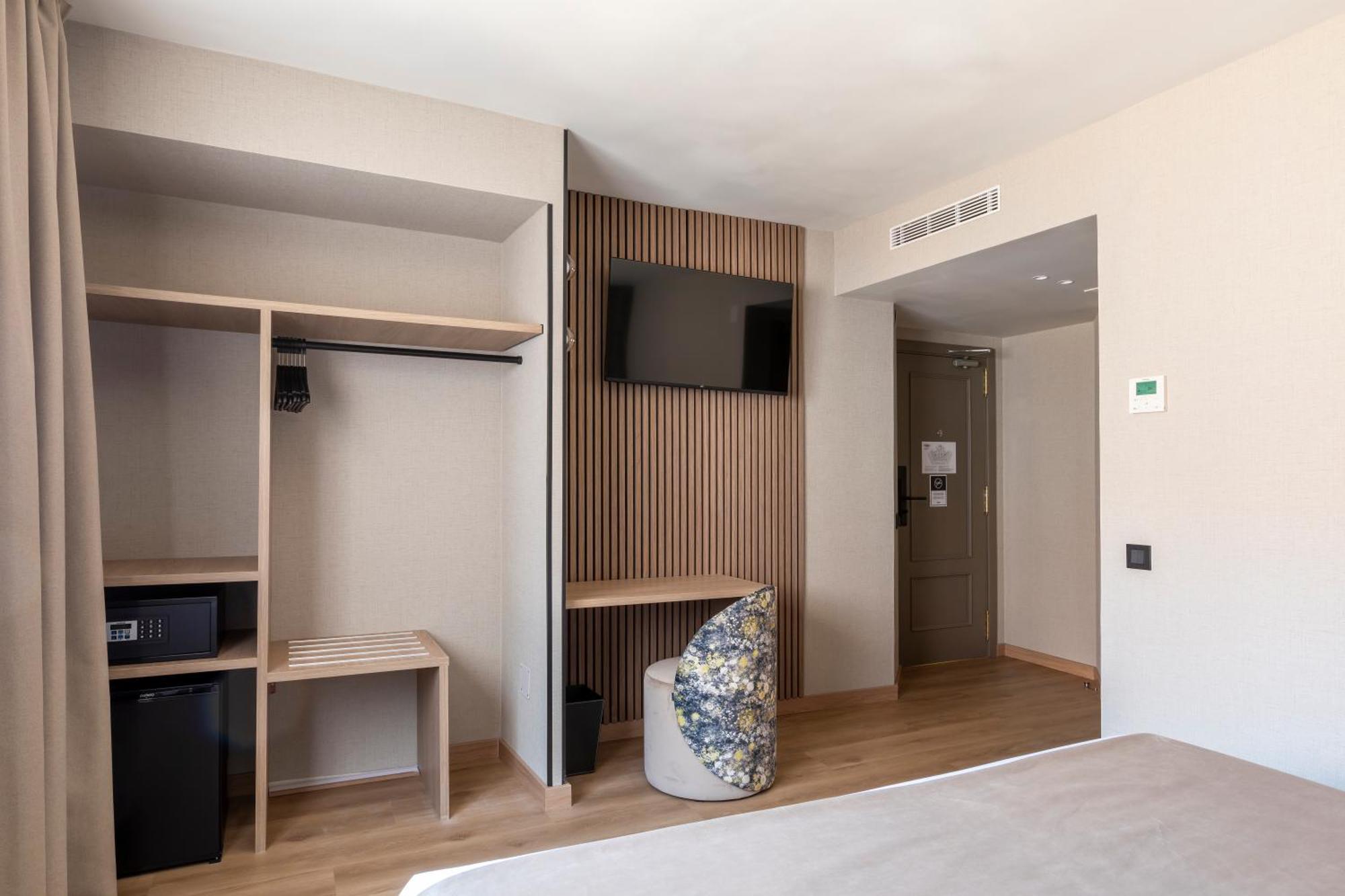 - Pirámides, An Ihg Hotel 3*