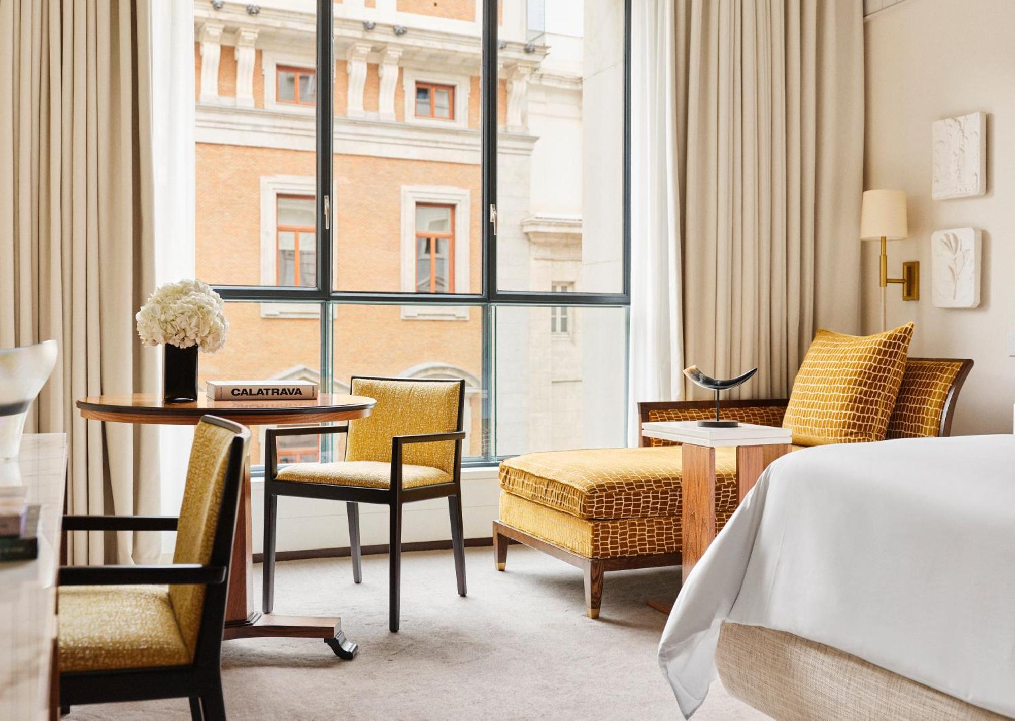 Hotel Four Seasons 5*