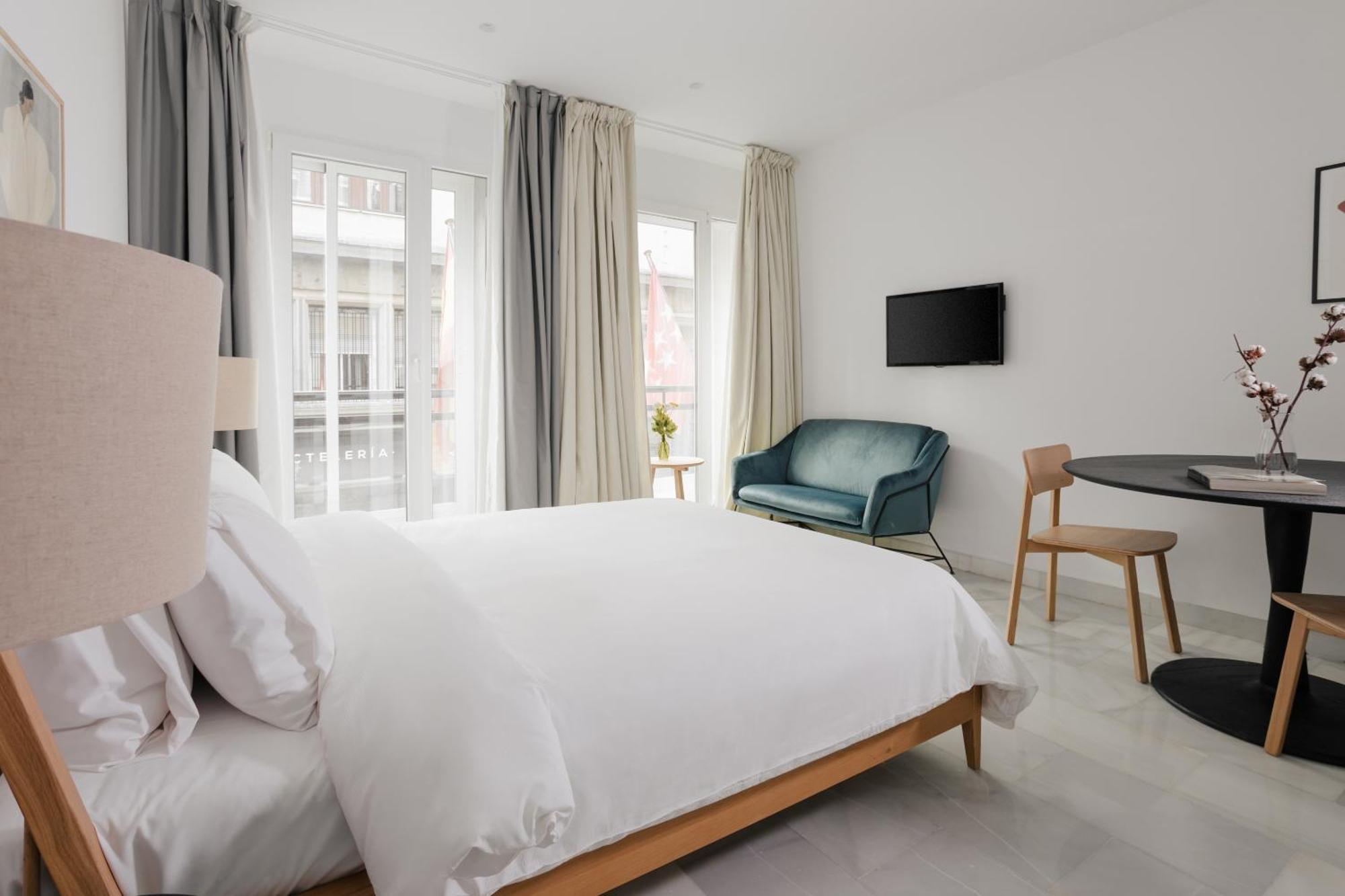 Apartahotel Sonder Santa Ana Madrid
