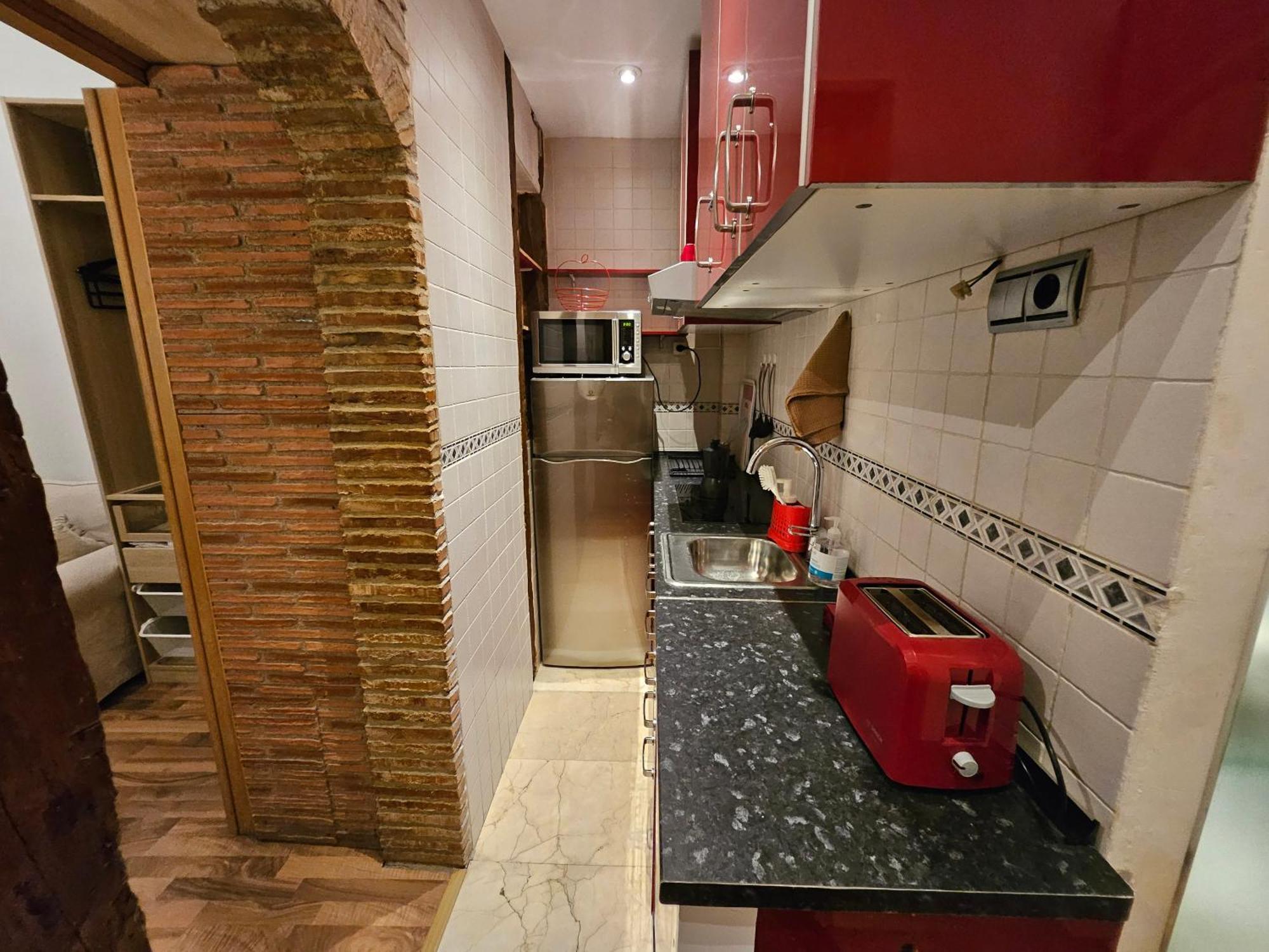 Apartamento Pequeno En El Centro De *