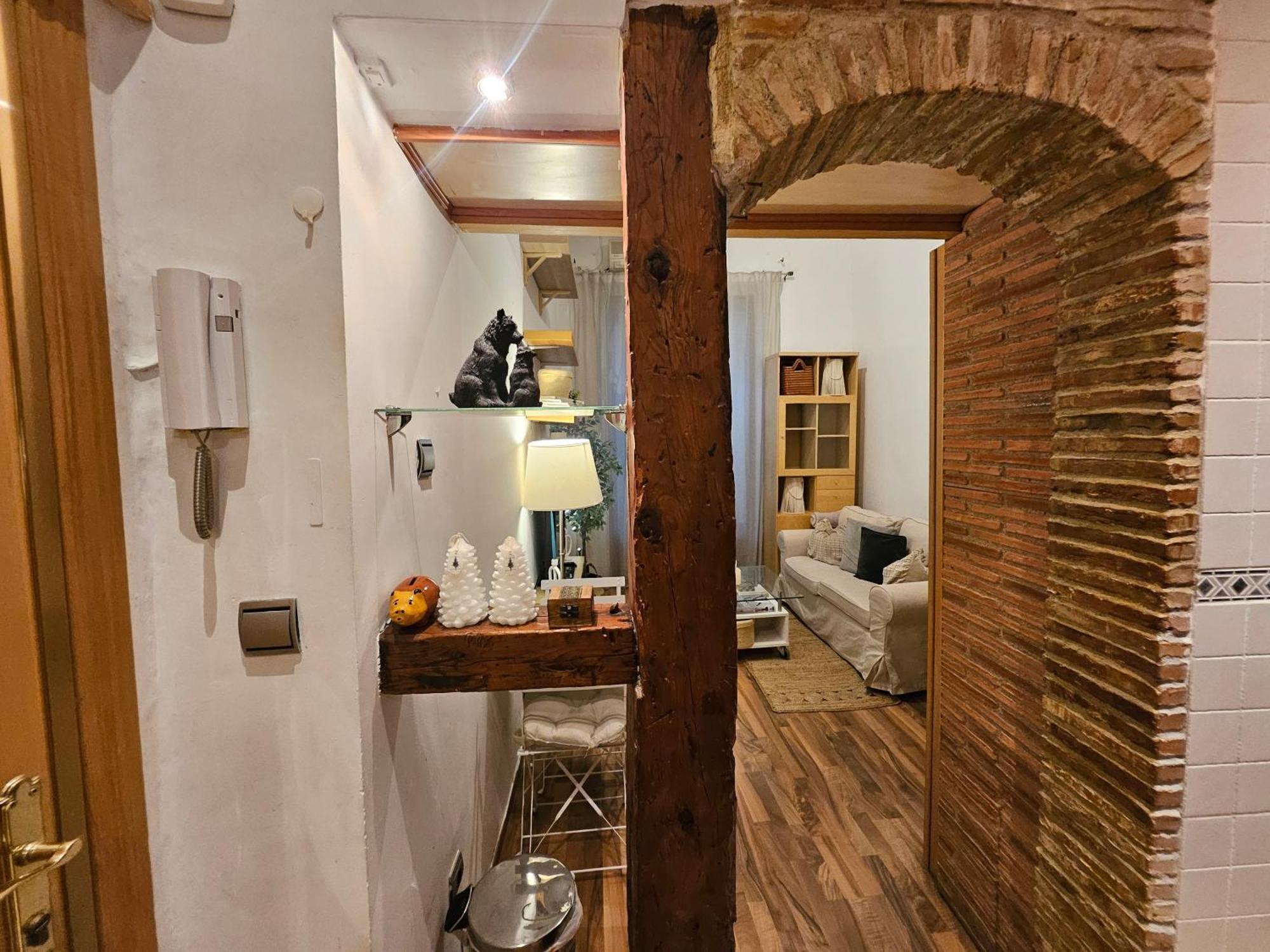 Pequeno En El Centro De Apartamento *