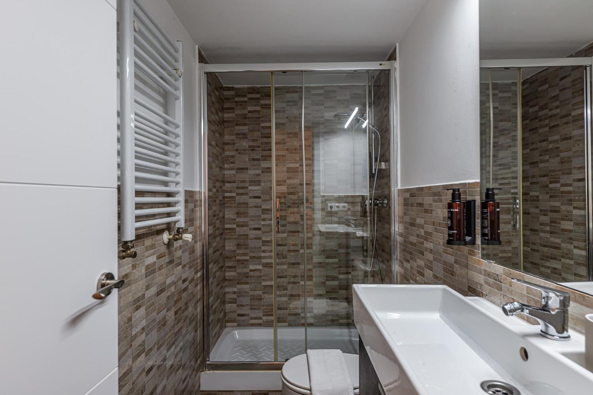 Apartamento Queens Plaza Mayor Iii - Alquiler Corta Duracion Madrid