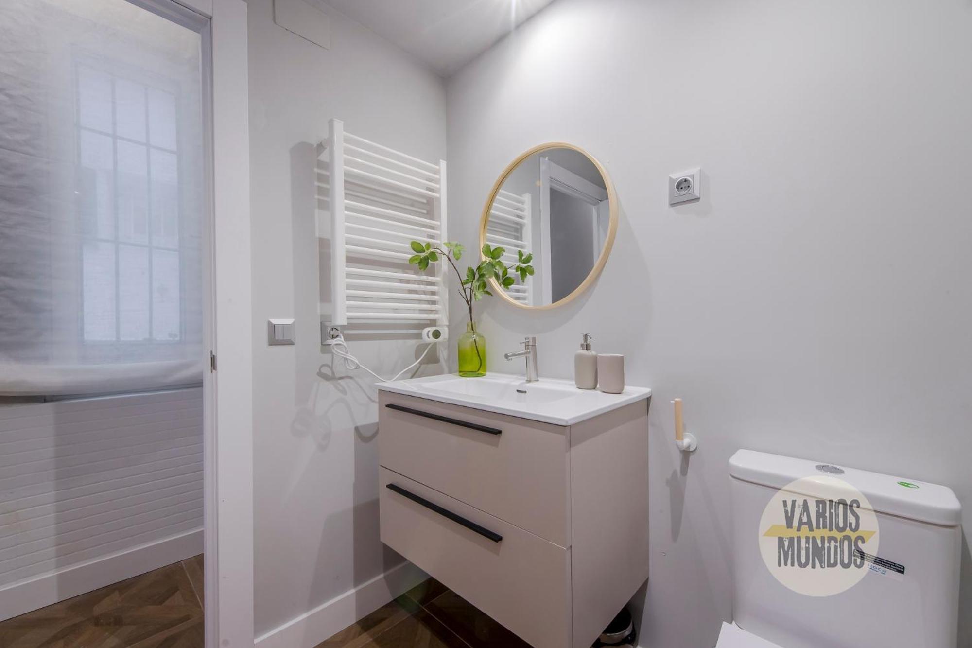 Super 10pax En Malasana-centro E3 Apartamento Madrid