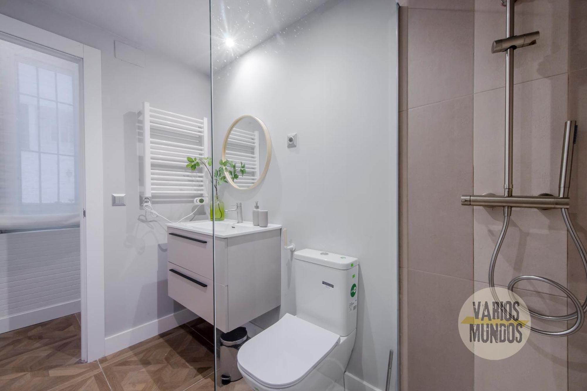 Super 10pax En Malasana-centro E3 Apartamento Madrid